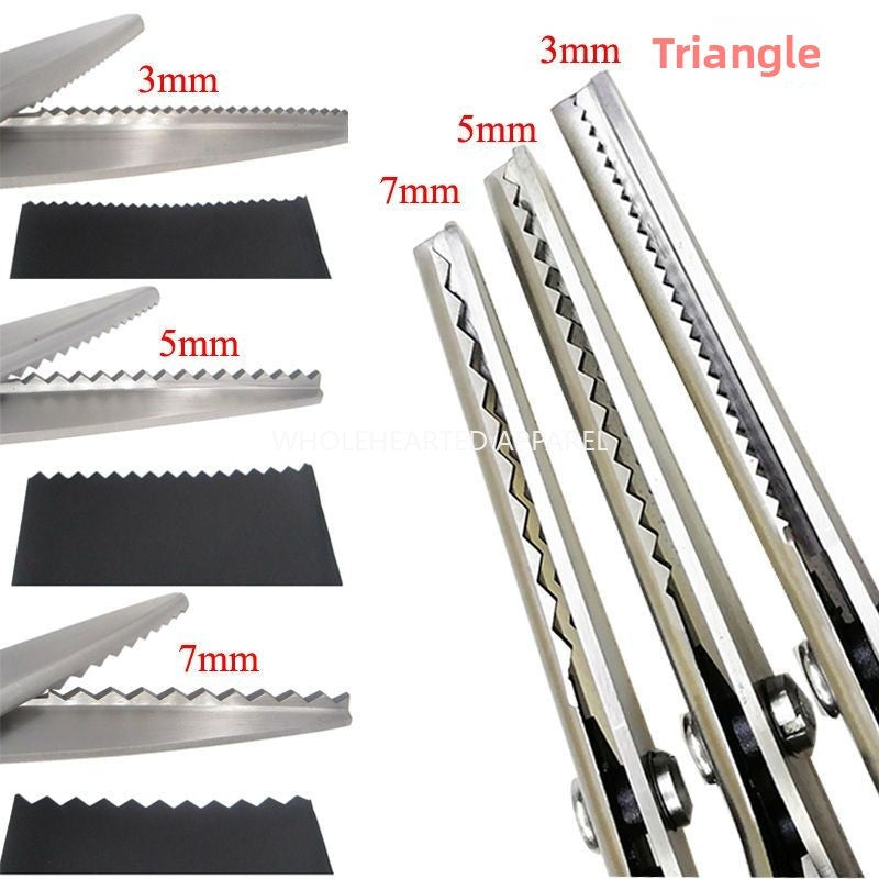1682★  Cut triangular serrated half arc tailor cut pattern cut wave cut lace paper cut sewing scissors tooth cloth cut cloth