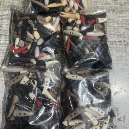 3031  Stock Random resin high-grade horn button olive button sweater coat trench coat children's button button decoration